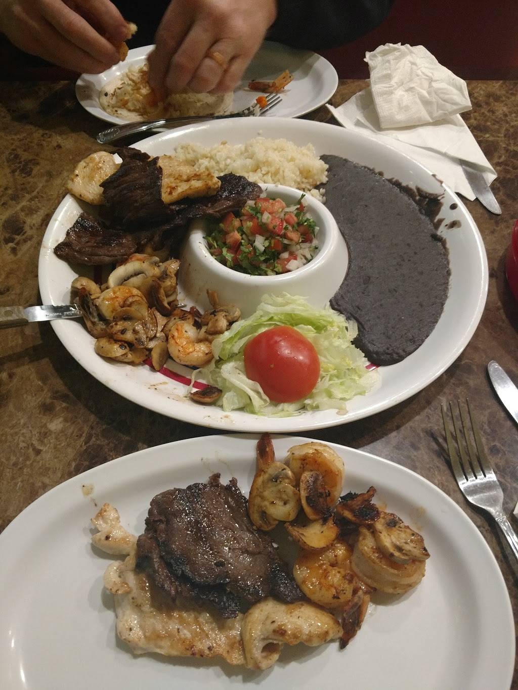 El Pulgarcito | restaurant | 4509 Lacey Blvd SE, Lacey, WA 98503, USA | 3604914068 OR +1 360-491-4068