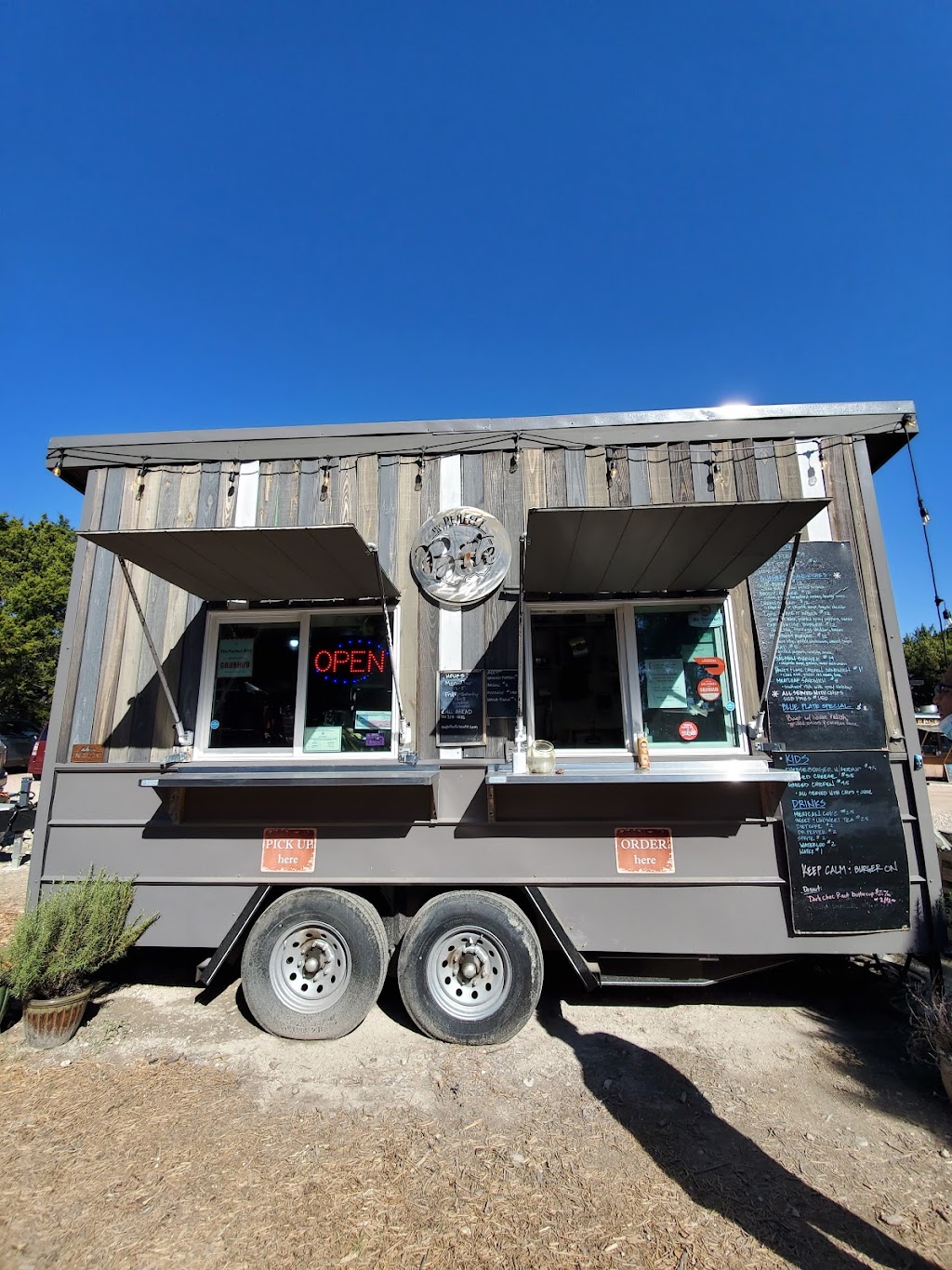 The Perfect Bite | restaurant | 3520 W Slaughter Ln, Austin, TX 78749, USA | 5123181886 OR +1 512-318-1886