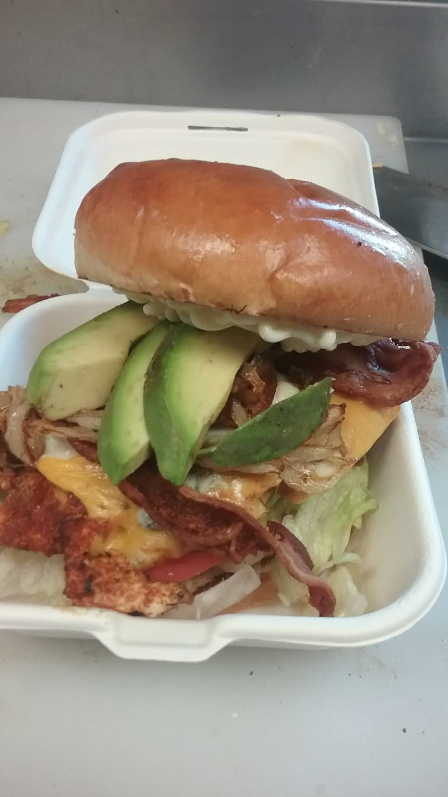 Two Maine Guys | restaurant | 326 State St, Augusta, ME 04330, USA | 2073505231 OR +1 207-350-5231