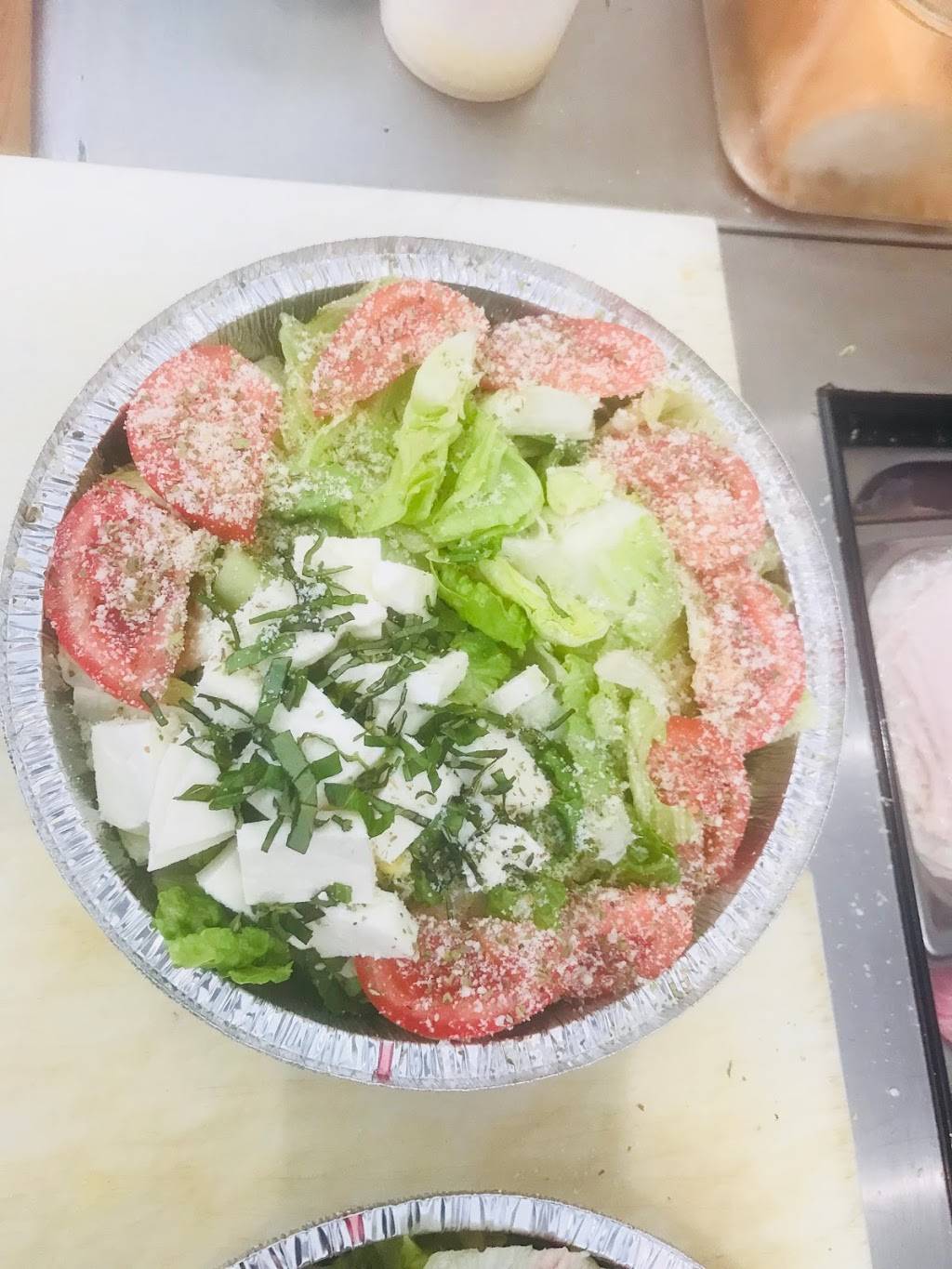 Soluris | restaurant | 3142 S Morgan St, Chicago, IL 60608, USA | 7732478777 OR +1 773-247-8777