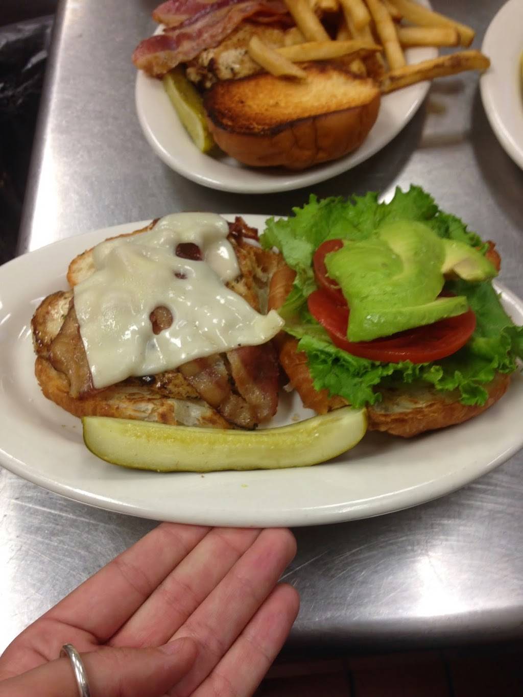 Blu Star Grill | restaurant | 120-A, Marketplace Ave, Mooresville, NC 28117, USA | 7046605577 OR +1 704-660-5577