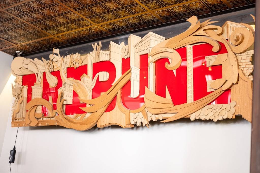 Tribune Tavern | restaurant | 401 13th St, Oakland, CA 94612, USA | 5106078187 OR +1 510-607-8187