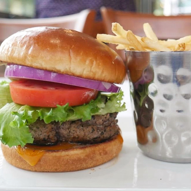 Russells on Lake Ivanhoe | restaurant | 1414 N Orange Ave, Orlando, FL 32804, USA | 4076013508 OR +1 407-601-3508