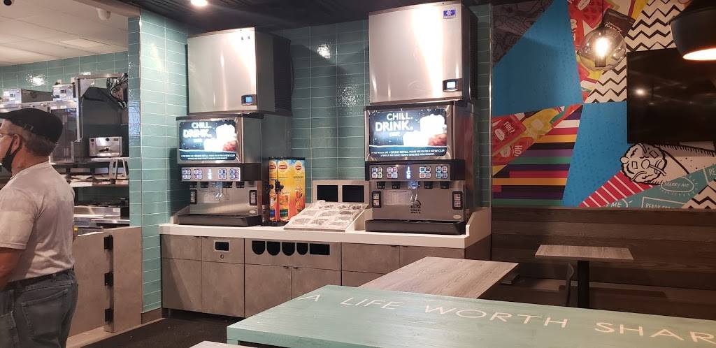 Taco Bell | meal takeaway | 1047 Surf Ave, Brooklyn, NY 11224, USA | 9294818601 OR +1 929-481-8601