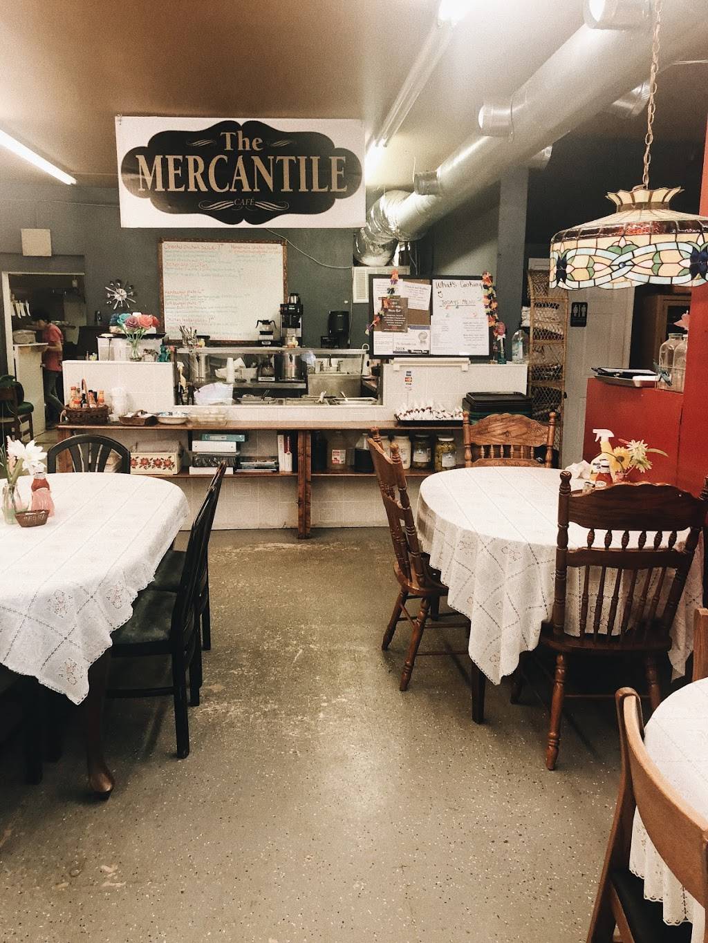 The Mercantile Cafe / Sweet Simplicity Bakery | restaurant | 102 W Fort St, Manchester, TN 37355, USA | 9317232491 OR +1 931-723-2491