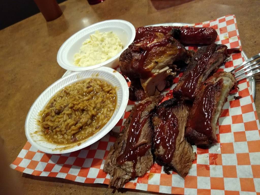 Hungry Wolf BBQ | restaurant | 9865 E Hampden Ave, Denver, CO 80231, USA | 3037502344 OR +1 303-750-2344