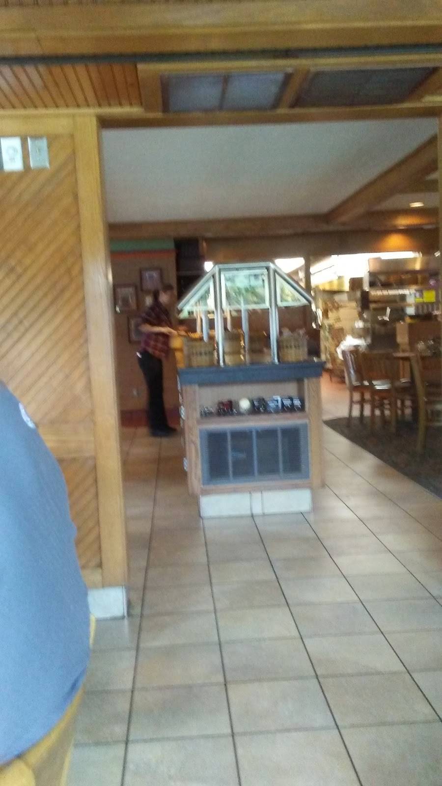 Pizza Hut | restaurant | 1210 W, IN-114, North Manchester, IN 46962, USA | 2609827514 OR +1 260-982-7514