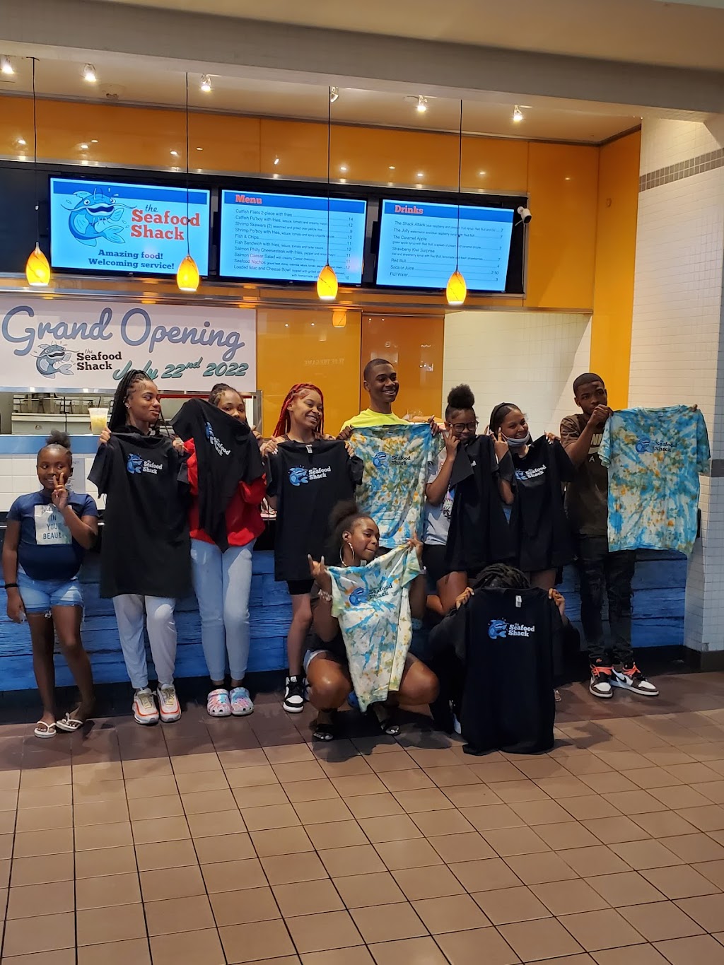 The Seafood Shack | restaurant | 2500 N Mayfair Rd #708, Wauwatosa, WI 53226, USA | 4143065285 OR +1 414-306-5285