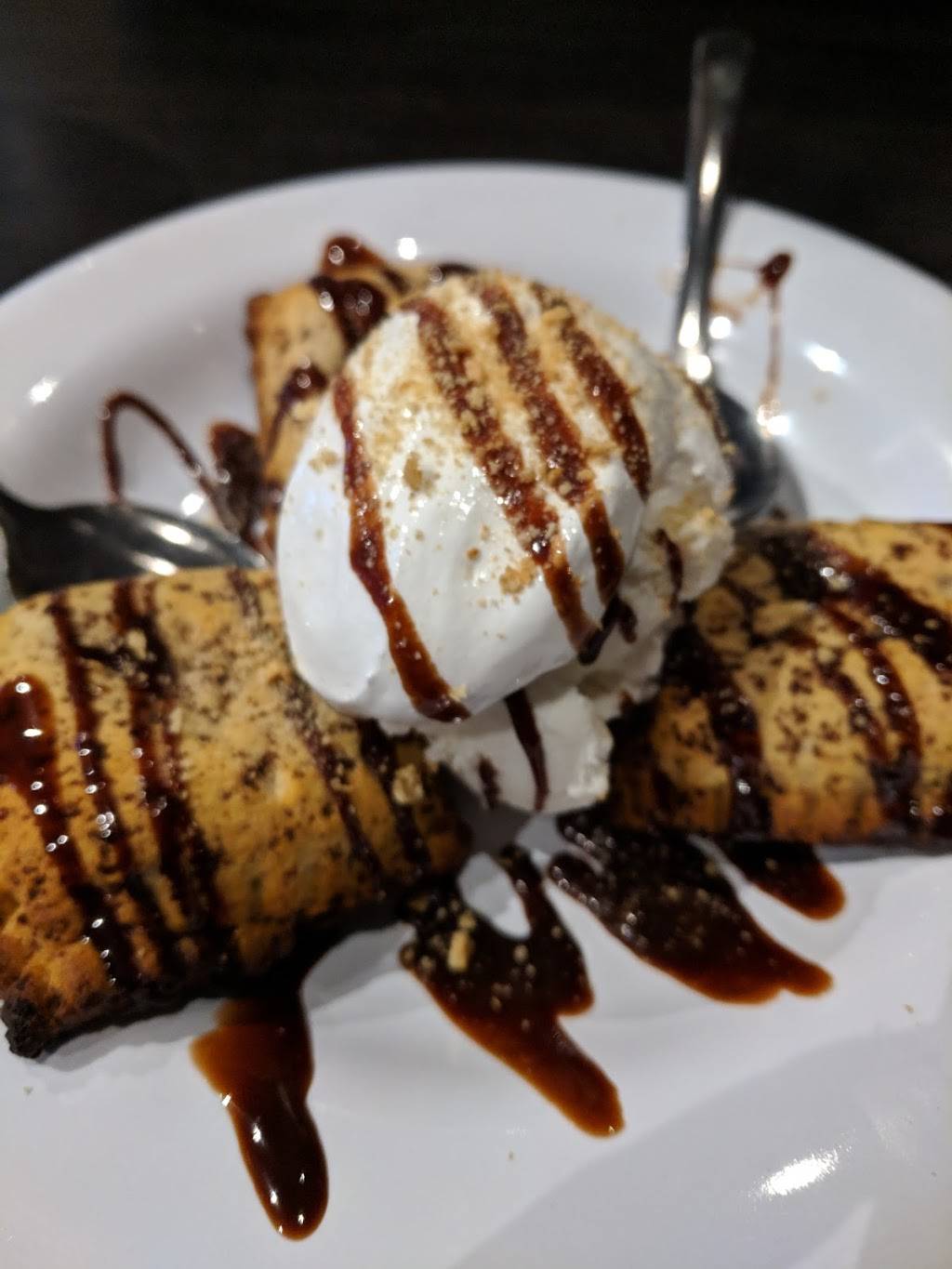 Paninis | restaurant | 7580 Fredle Dr, Painesville, OH 44077, USA | 4406391000 OR +1 440-639-1000