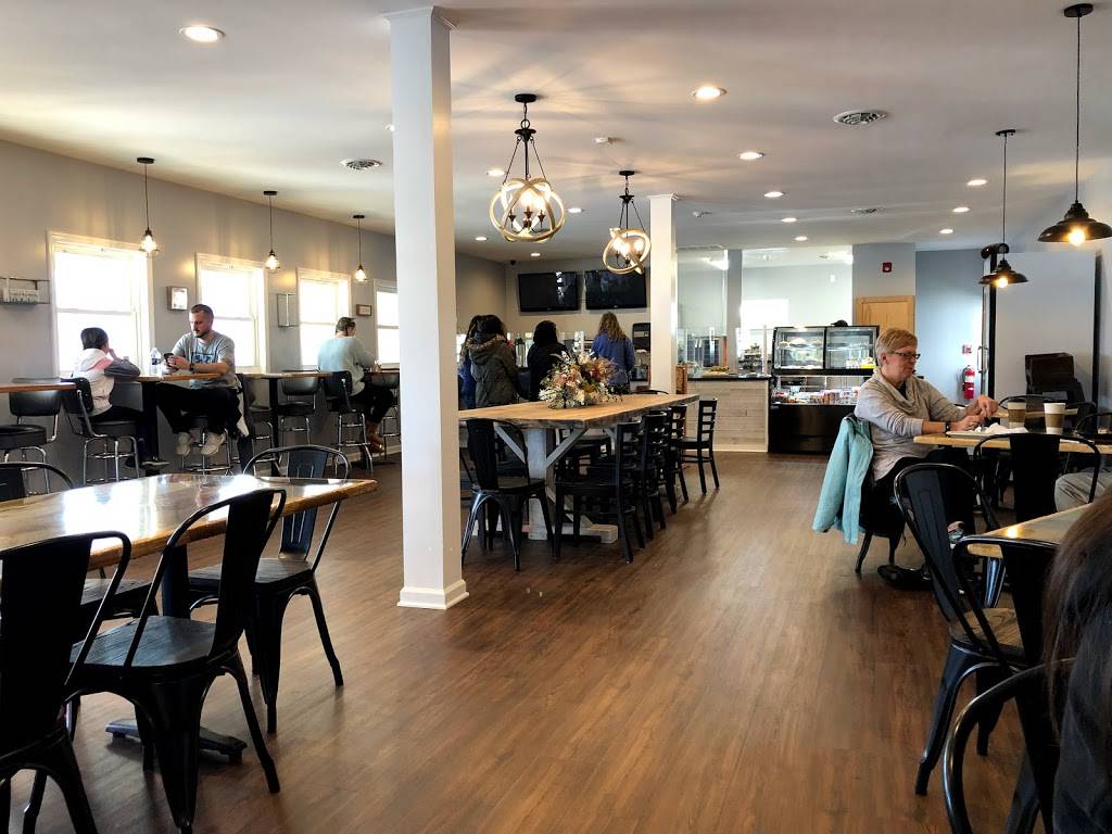 Synergy cafe | restaurant | 9 Church St, Selbyville, DE 19975, USA | 3024366111 OR +1 302-436-6111