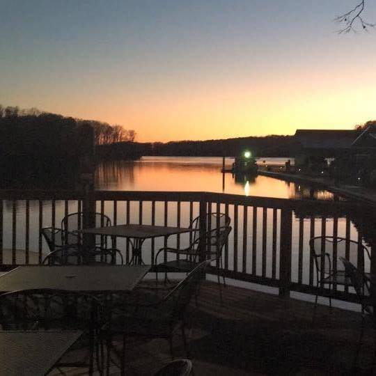 Dockside Cafe | restaurant | 8411 Harrison Bay Rd, Harrison, TN 37341, USA | 4233449998 OR +1 423-344-9998