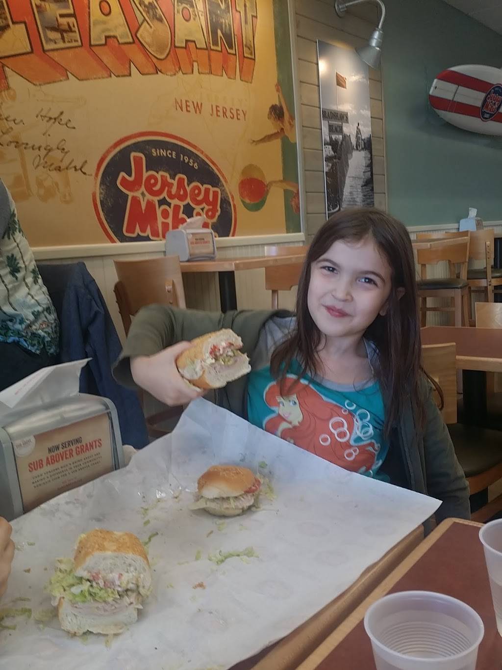 Jersey Mikes Subs | restaurant | 563 University Blvd #146, Harrisonburg, VA 22801, USA | 5402172426 OR +1 540-217-2426