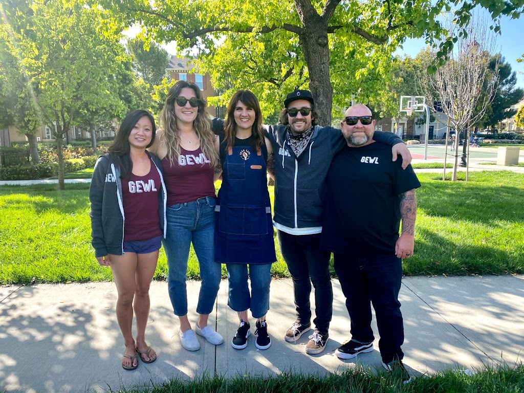 GEWL | restaurant | 350 Clinton St, Costa Mesa, CA 92626, USA | 5622252142 OR +1 562-225-2142