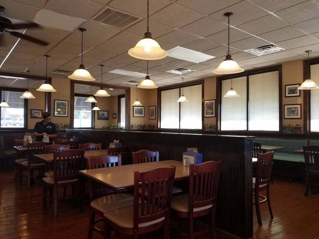 A & P Restaurant | restaurant | 1526 SC-14, Greer, SC 29650, USA | 8648018018 OR +1 864-801-8018