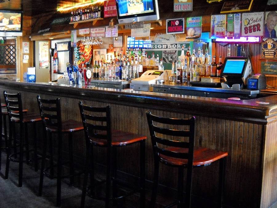 Neighbors Sports Bar & Grill | restaurant | 659 Cleveland Dr, Cheektowaga, NY 14225, USA | 7168324091 OR +1 716-832-4091