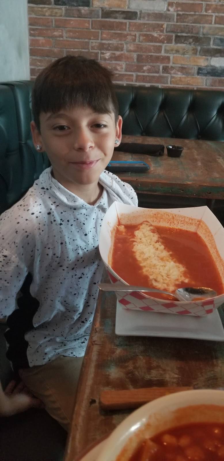 Chuco Chile Co. | restaurant | 145 E Sunset Rd c400, El Paso, TX 79922, USA | 9153451220 OR +1 915-345-1220