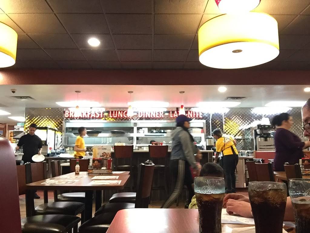 Dennys | restaurant | 8011 E Brundage Ln, Bakersfield, CA 93307, USA | 6613640786 OR +1 661-364-0786
