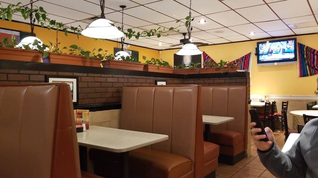El Rodeo Mexican Restaurant | restaurant | 2404 Wake Forest Rd, Raleigh, NC 27608, USA | 9198331460 OR +1 919-833-1460