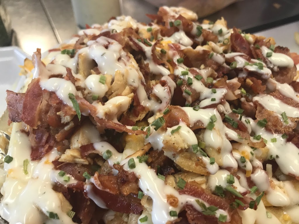 Valley Wings | restaurant | 2679 Highland Rd, Baton Rouge, LA 70802, USA | 2252560212 OR +1 225-256-0212