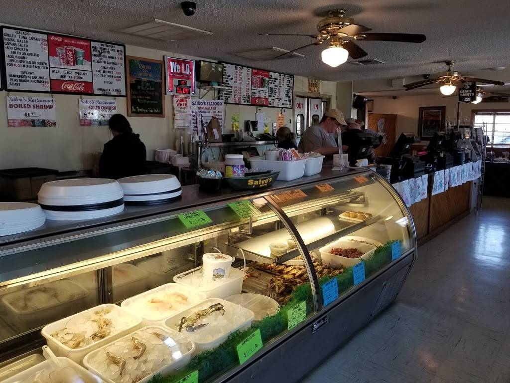 Salvos Seafood | restaurant | 7742 LA-23, Belle Chasse, LA 70037, USA | 5043937303 OR +1 504-393-7303