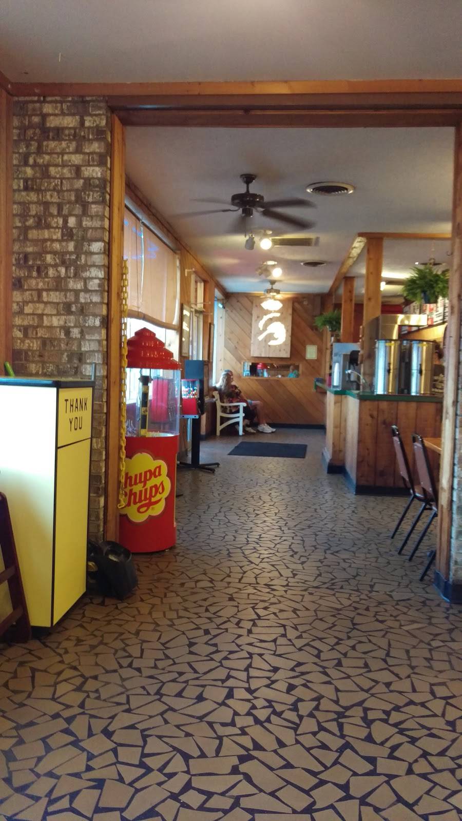 Shrimper | restaurant | 438 Broad St, Sumter, SC 29150, USA | 8037735456 OR +1 803-773-5456