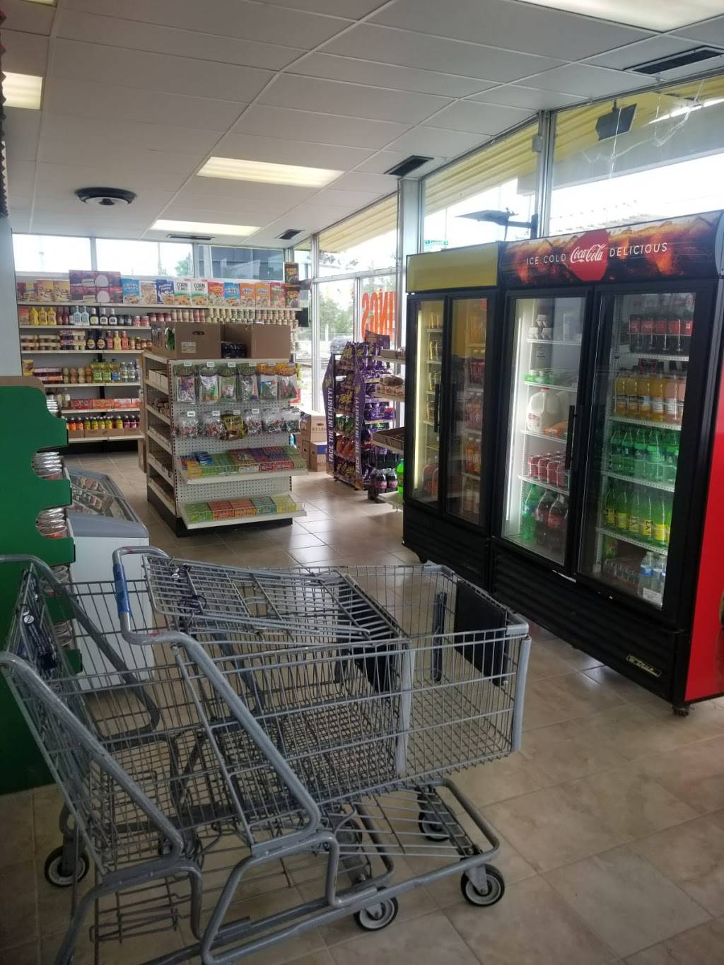 Royal Fish and Chicken | restaurant | 2407 N Sherman Dr, Indianapolis, IN 46218, USA | 3177440518 OR +1 317-744-0518