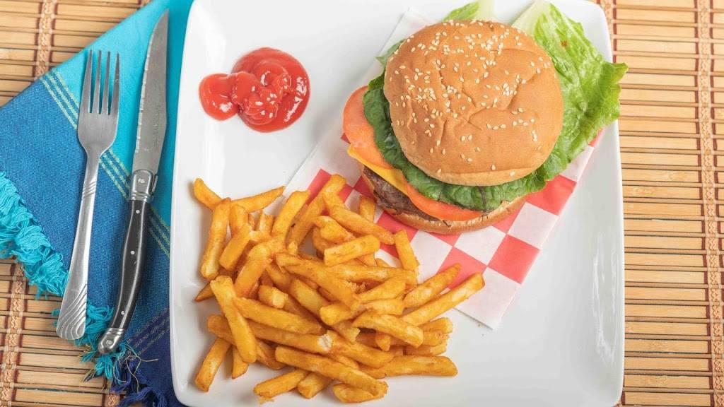 Khans Kitchen | restaurant | 192 Lakeside Cir, Sanford, FL 32773, USA | 4078204933 OR +1 407-820-4933