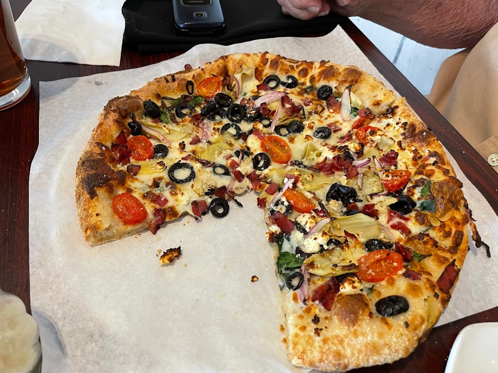 Outer Edge Pizzeria | restaurant | 719 Main Ave, Truth or Consequences, NM 87901, USA | 5758945555 OR +1 575-894-5555
