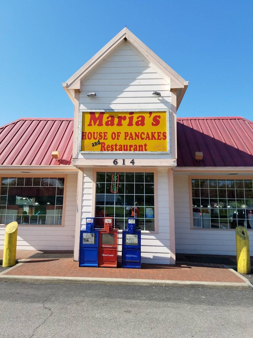 Marias House of Pancakes | bakery | 2924, 614 Fairview Blvd, Kendallville, IN 46755, USA | 2603432600 OR +1 260-343-2600