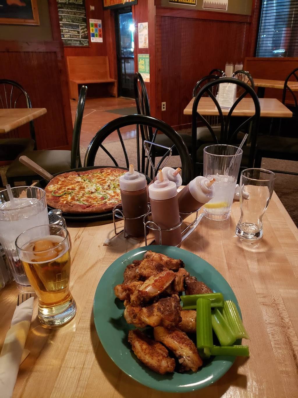 Bilbos | restaurant | 3307 Stadium Dr, Kalamazoo, MI 49008, USA | 2693825544 OR +1 269-382-5544