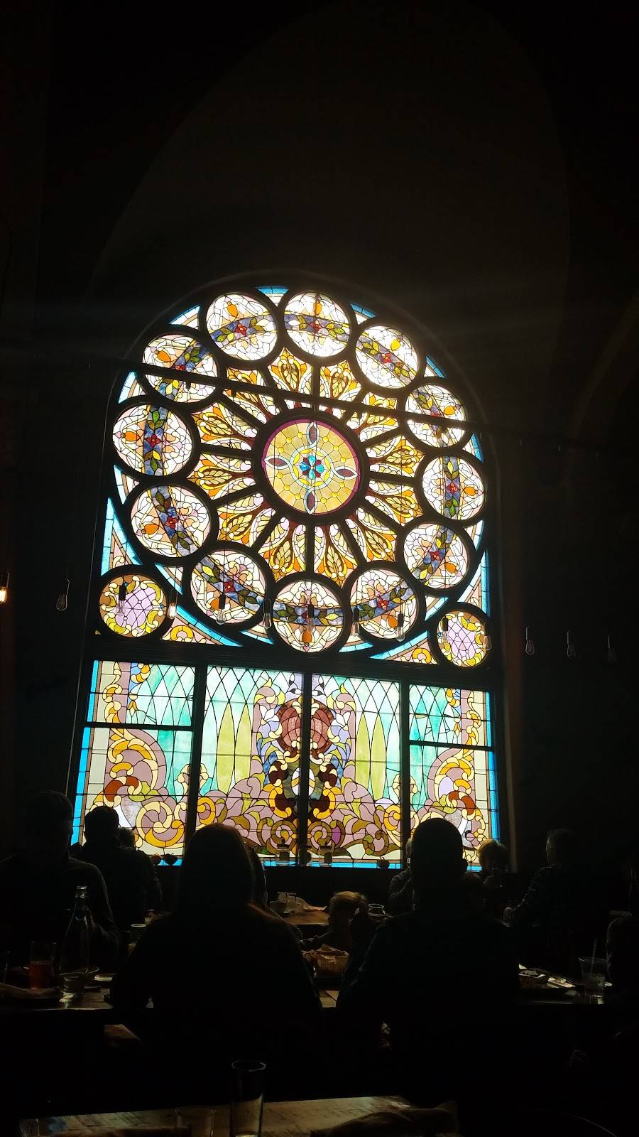 Salt Springs Brewery | restaurant | 117 S Ann Arbor St, Saline, MI 48176, USA | 7342959191 OR +1 734-295-9191