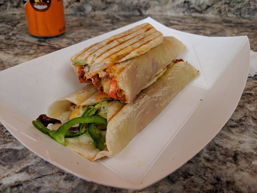 Gift of India | restaurant | 34425 Grand River Ave, Farmington, MI 48335, USA | 2488866004 OR +1 248-886-6004