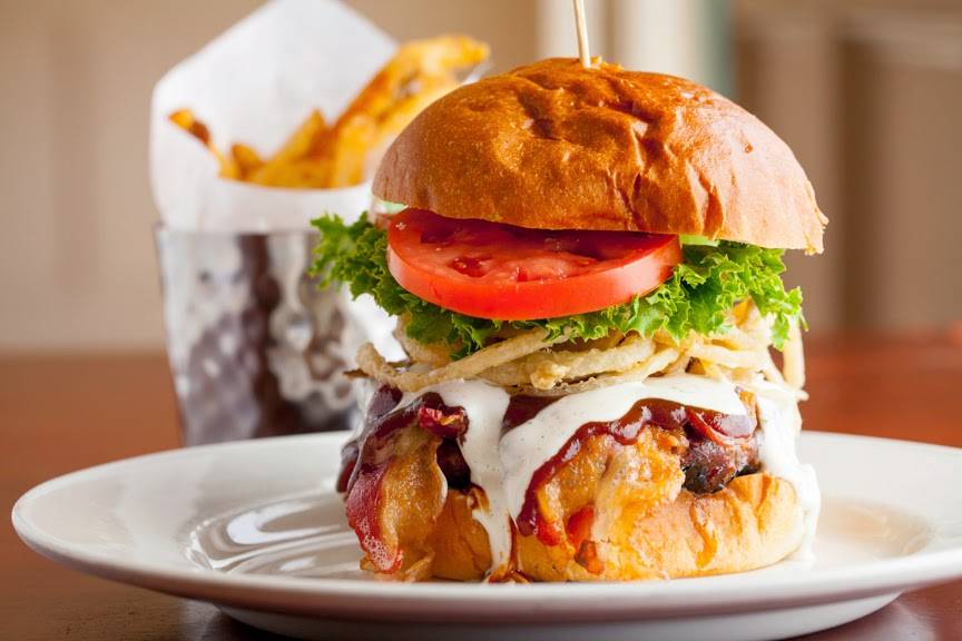 Elis Restaurant Group | restaurant | 2402 Whitney Ave, Hamden, CT 06518, USA | 2032881686 OR +1 203-288-1686