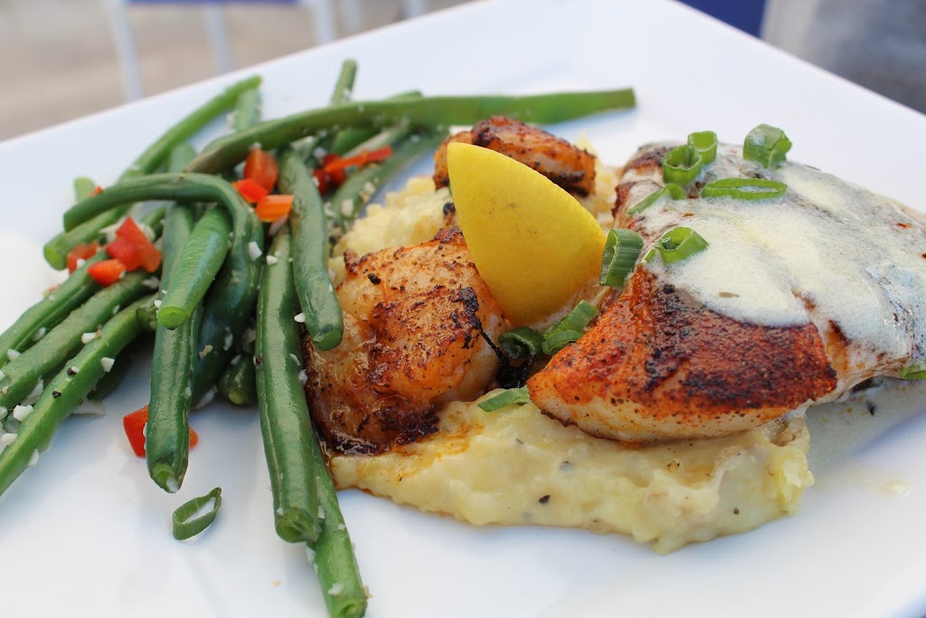 Local Catch Bar & Grill | restaurant | 3711 W County Hwy 30A, Santa Rosa Beach, FL 32459, USA | 8506222022 OR +1 850-622-2022