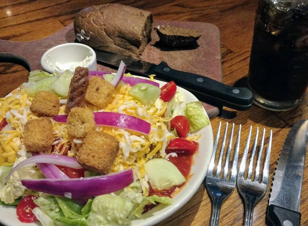 Outback Steakhouse | restaurant | 820 N Lexington-Springmill Rd, Ontario, OH 44906, USA | 4197475646 OR +1 419-747-5646