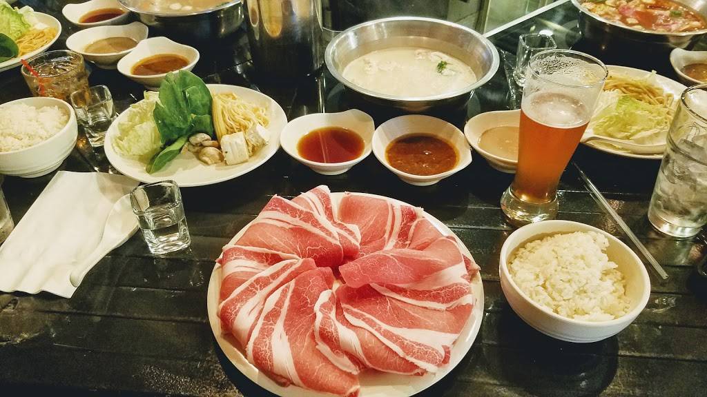 Rolling Boil | restaurant | 440 S Anaheim Blvd #103, Anaheim, CA 92805, USA | 6572087188 OR +1 657-208-7188