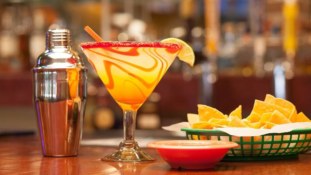 La Mesa Mexican Restaurant | restaurant | 116 Harvest Dr, Louisburg, KS 66053, USA | 9138373455 OR +1 913-837-3455