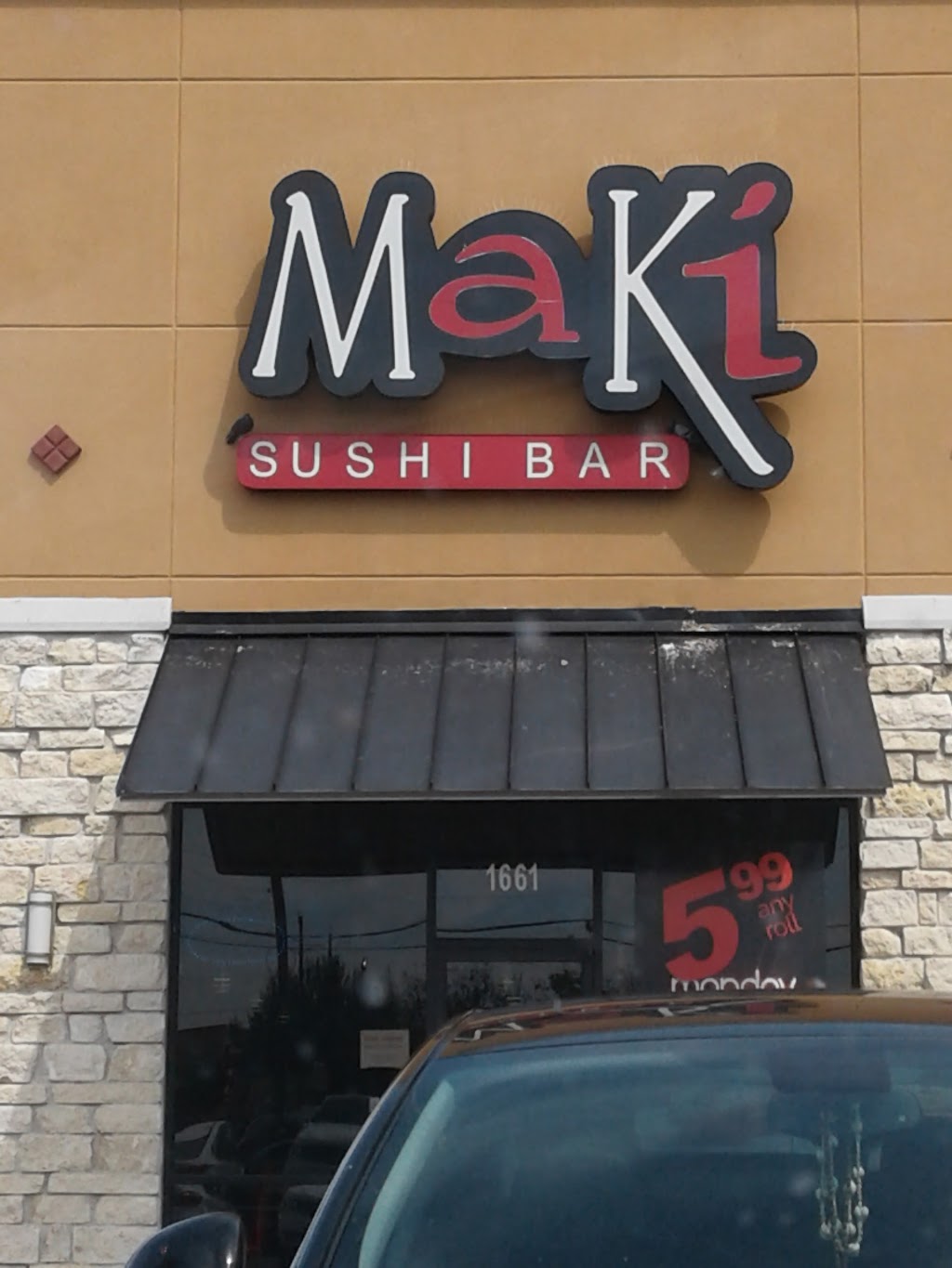 Maki Sushi Bar | restaurant | 1661 W University Dr, Edinburg, TX 78539, USA | 9563806254 OR +1 956-380-6254