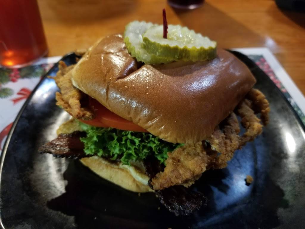 Marina Variety Store Restaurant | restaurant | 9 Lockwood Dr, Charleston, SC 29401, USA | 8437236325 OR +1 843-723-6325