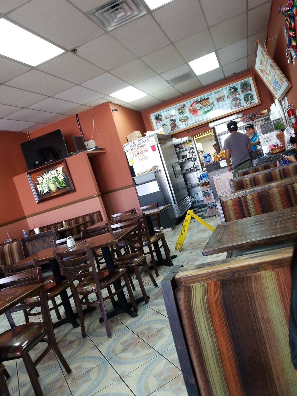 Las Cazuelas Restaurant | restaurant | 2553 E Palmdale Blvd, Palmdale, CA 93550, USA | 6612749222 OR +1 661-274-9222