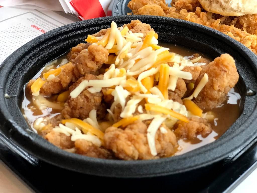 KFC | restaurant | 22300 S Sterling Blvd, Sterling, VA 20164, USA | 7034218215 OR +1 703-421-8215