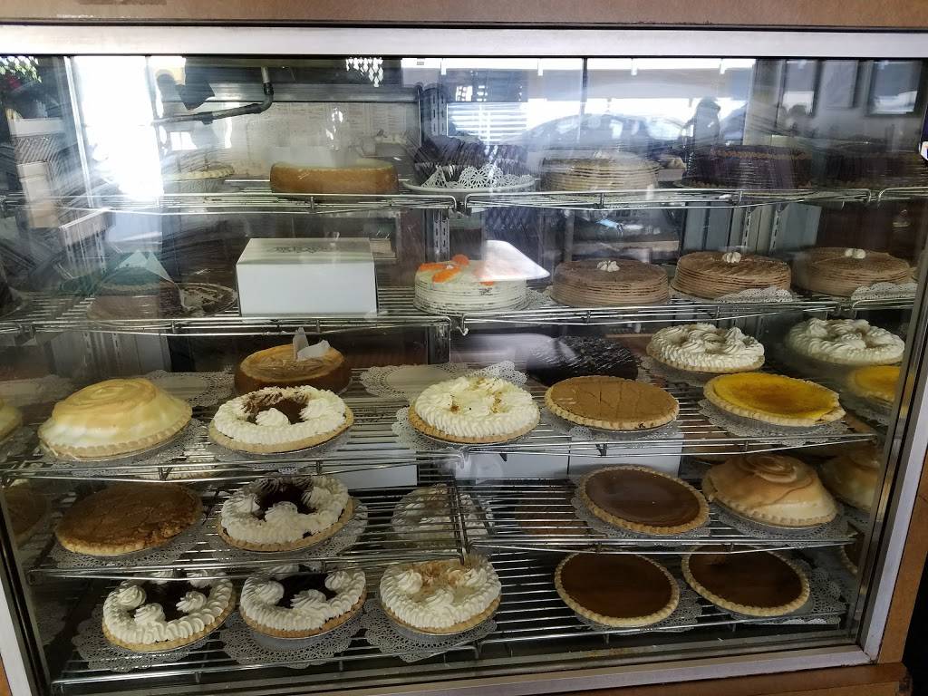 Four ‘N 20 | restaurant | 4723 Laurel Canyon Blvd, North Hollywood, CA 91607, USA | 8187615128 OR +1 818-761-5128