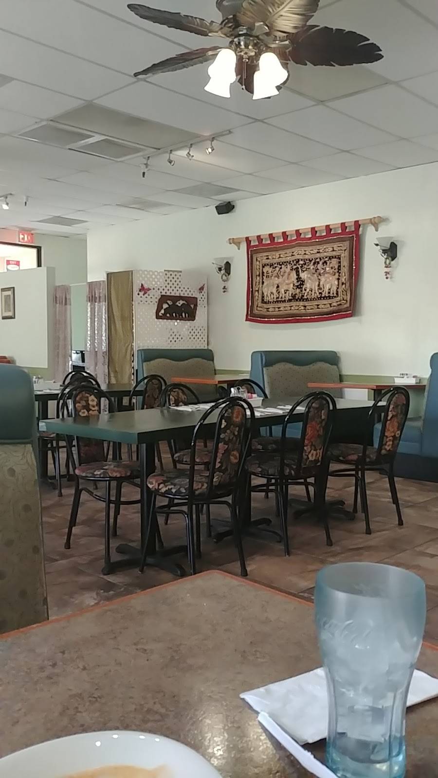 Mint Thai Cafe | restaurant | 1111 N Gilbert Rd #102, Gilbert, AZ 85234, USA | 4804975366 OR +1 480-497-5366