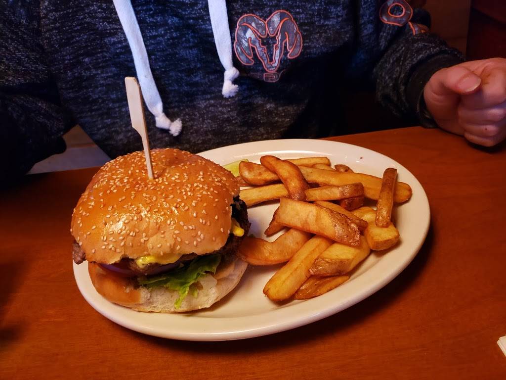 Texas Roadhouse | restaurant | 1101 Lower Allen Dr, Camp Hill, PA 17011, USA | 7177307427 OR +1 717-730-7427