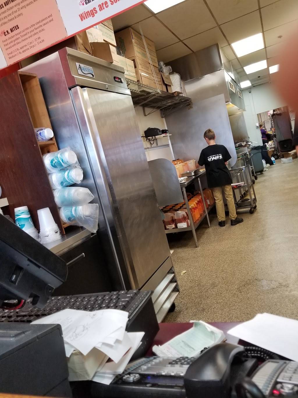 C.R. Wings | restaurant | 546 Baltimore Pike, Bel Air, MD 21014, USA | 4108386722 OR +1 410-838-6722