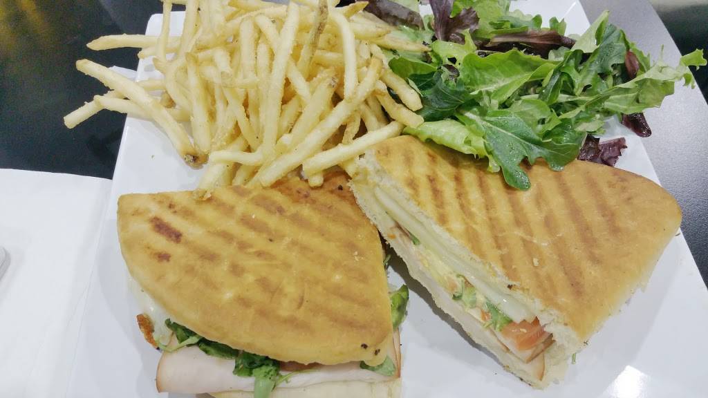 Crave Robata Grill & Bar | restaurant | McNamara Terminal, Between Gates A6 and A8, Worldgateway Pl, Detroit, MI 48242, USA | 7342290616 OR +1 734-229-0616