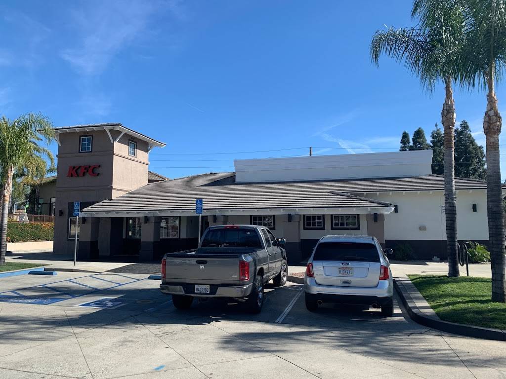 KFC | restaurant | 8140 Vineyard Ave, Rancho Cucamonga, CA 91730, USA | 9099487591 OR +1 909-948-7591