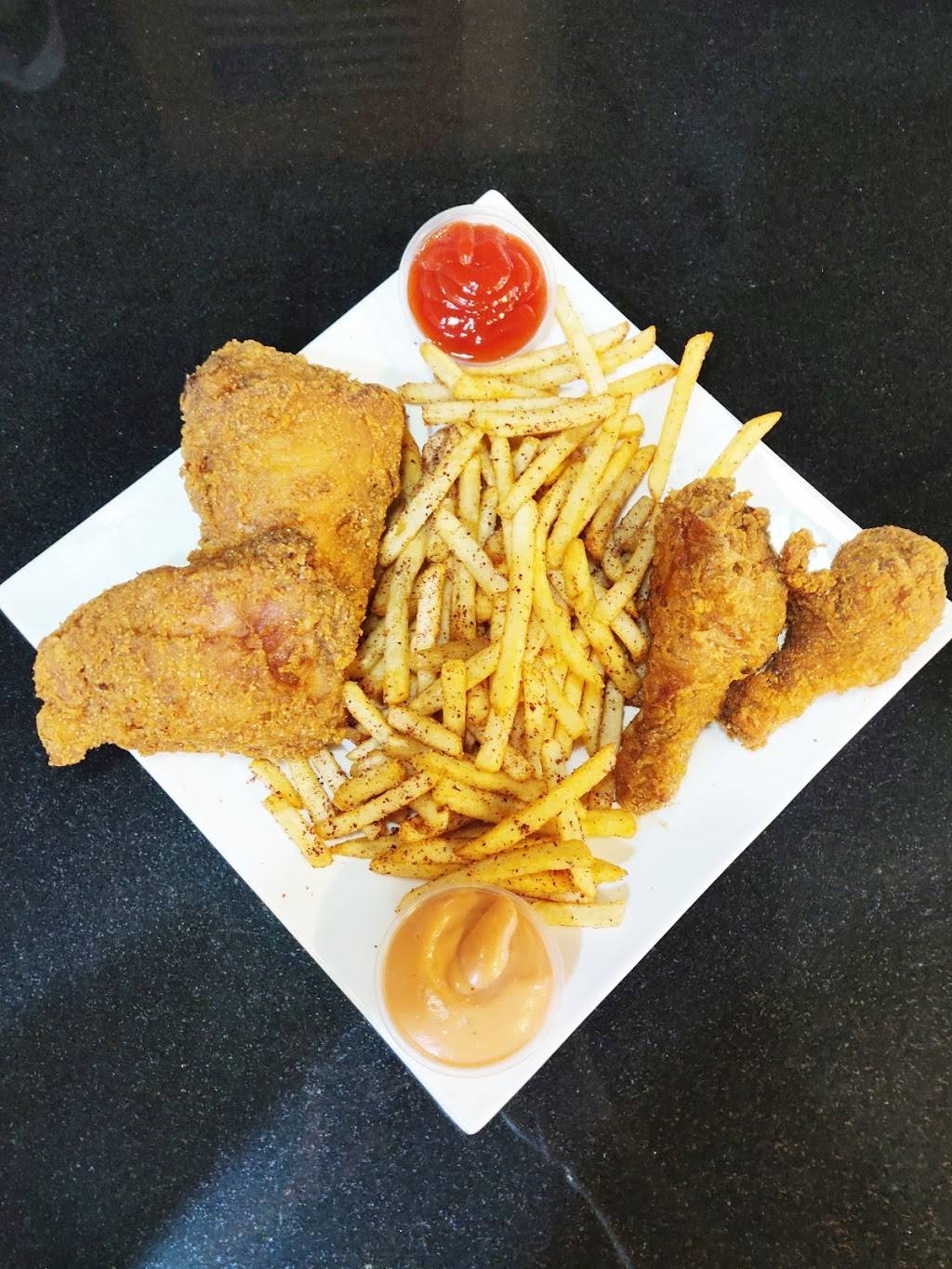 Hfc & Shawarma Grill | restaurant | 6242-44 N California Ave, Chicago, IL 60659, USA | 7735748856 OR +1 773-574-8856