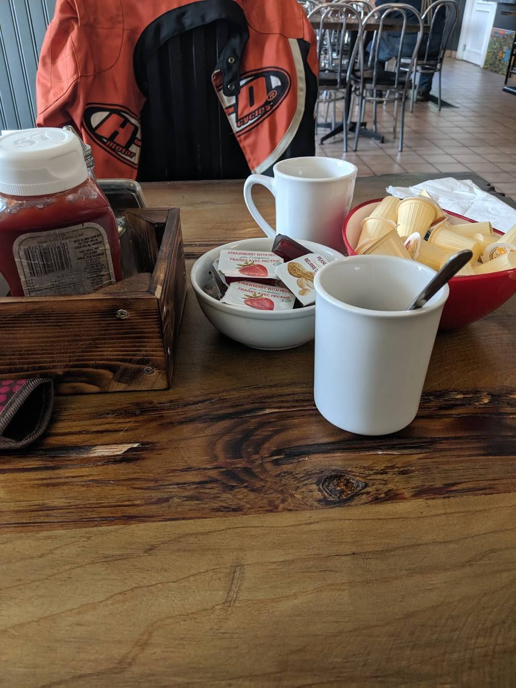 The Finch Restaurant | restaurant | 44 Front St, Finch, ON K0C 1K0, Canada | 6139841444 OR +1 613-984-1444