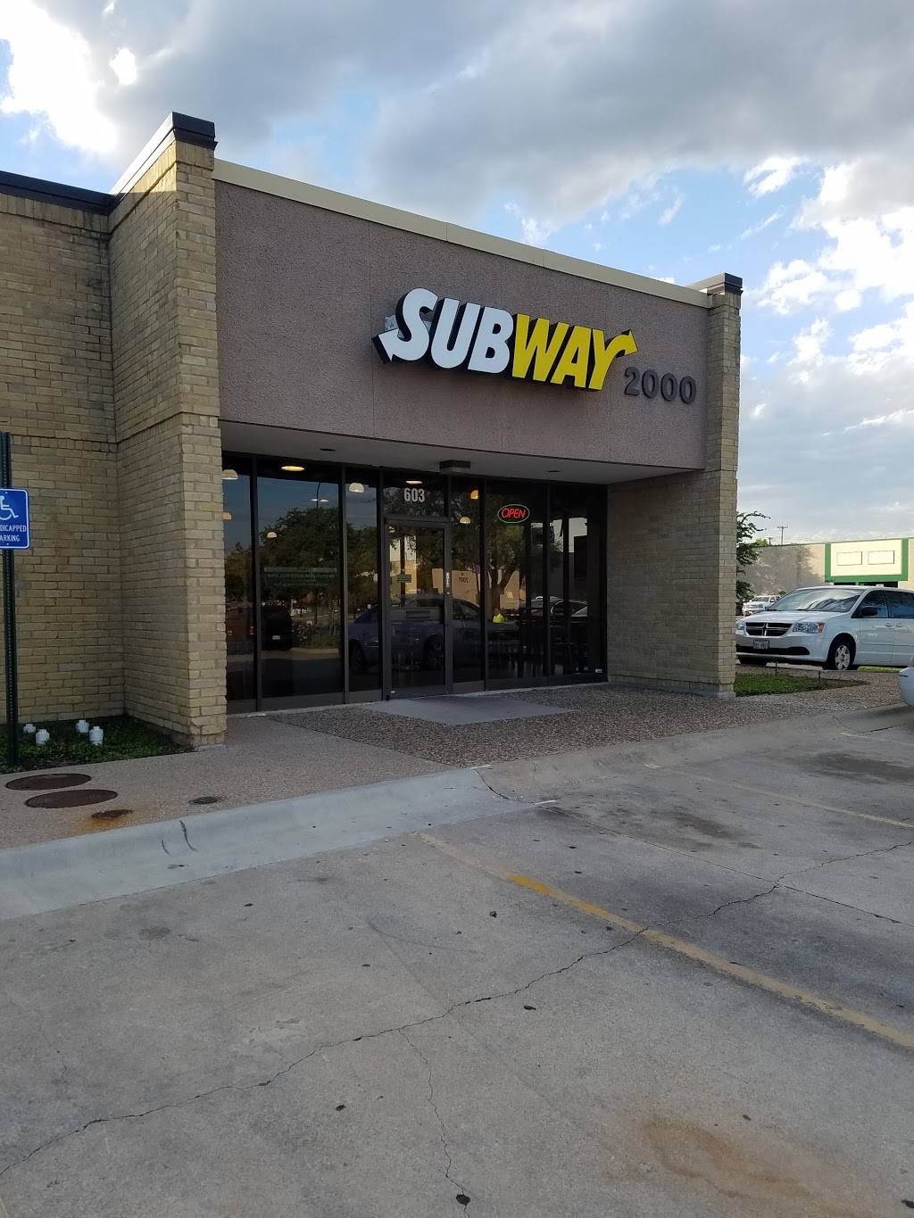 Subway Restaurants | restaurant | 2000 E Randol Mill Rd #603, Arlington, TX 76011, USA | 8178607391 OR +1 817-860-7391